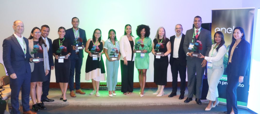 ENEL ENTREGA CERTIFICADOS I-REC A NUEVE EMPRESAS PANAMEÑAS