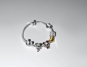 PANDORA CELEBRA LA MAGIA DE REGALAR CON MICKEY, MINNIE Y UNA COLECCIÓN LLENA DE ENCANTO