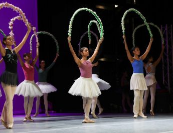 El Ballet Nacional de Panamá acerca la danza al público con ensayos abiertos y conversatorios