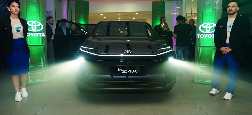 RICARDO PÉREZ PRESENTA EN PANAMÁ EL NUEVO BZ4X, SU PRIMER VEHÍCULO 100% ELÉCTRICO