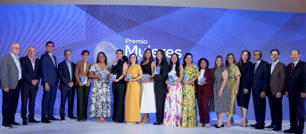 GLOBAL BANK CELEBRÓ LA GALA DE LA SEGUNDA EDICIÓN DEL PREMIO “MUJERES ÚNICAS: CONSTRUYENDO UN FUTURO SOSTENIBLE”