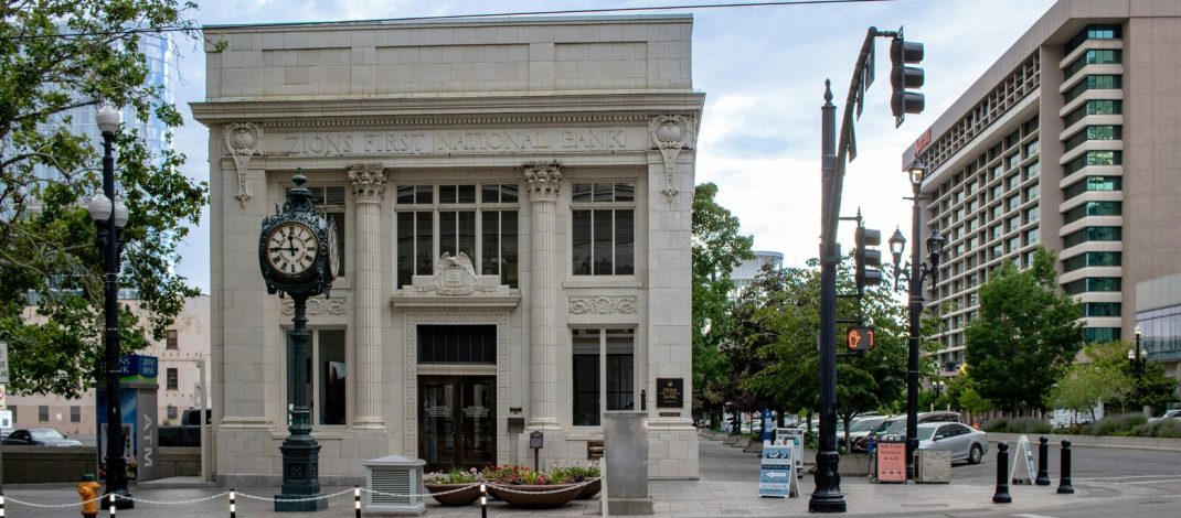 La gran convergencia en Panamá: los bancos tradicionales y el giro institucional de 2026