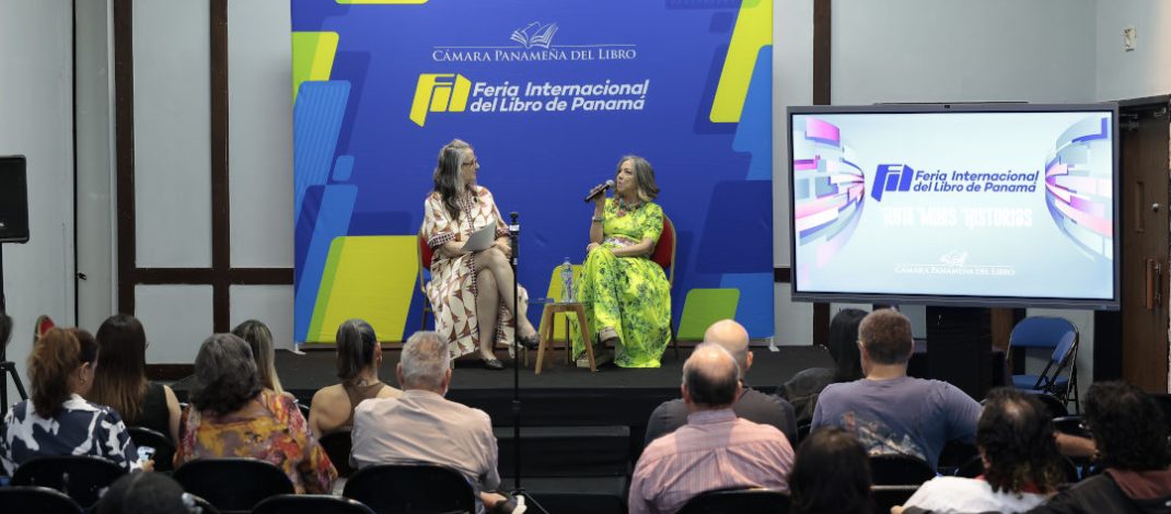 Maricel Méndez presenta «El viento que rompe la piel», su primera novela, en la Feria del Libro de Panamá