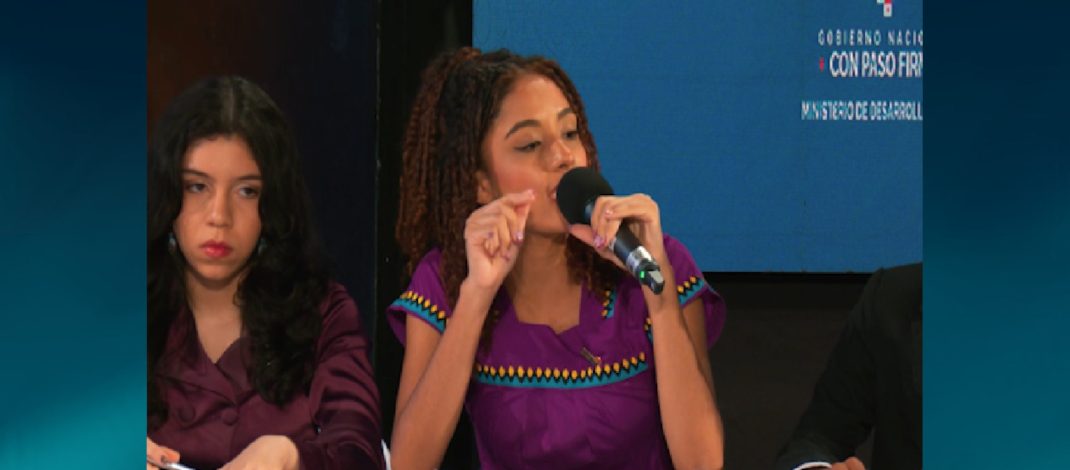 Debate juvenil” Voces que Transforman: La Voz de mi Comunidad” por Sertv